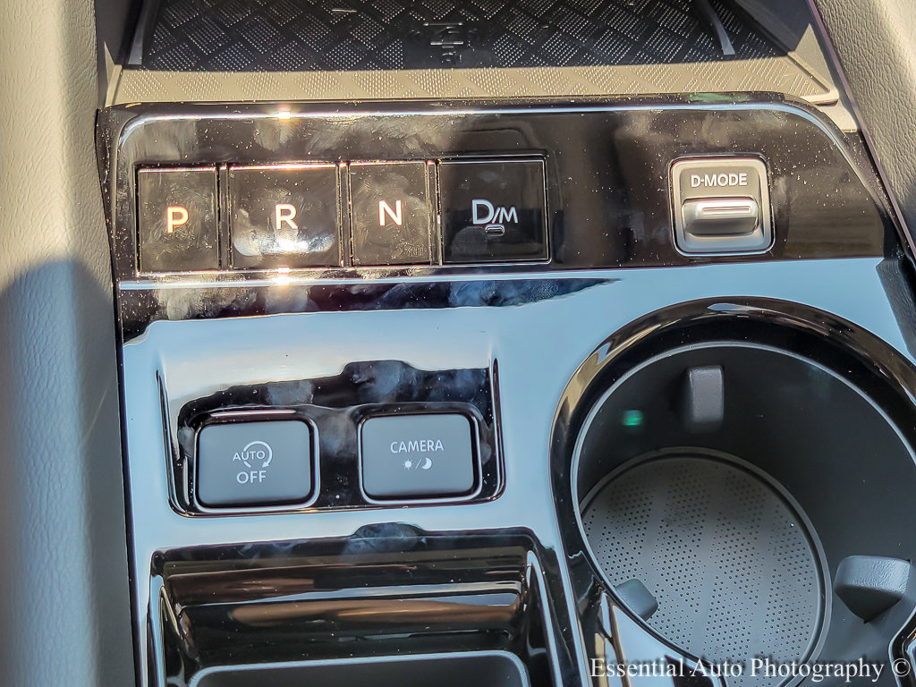 2025 Nissan Murano SL photo 14