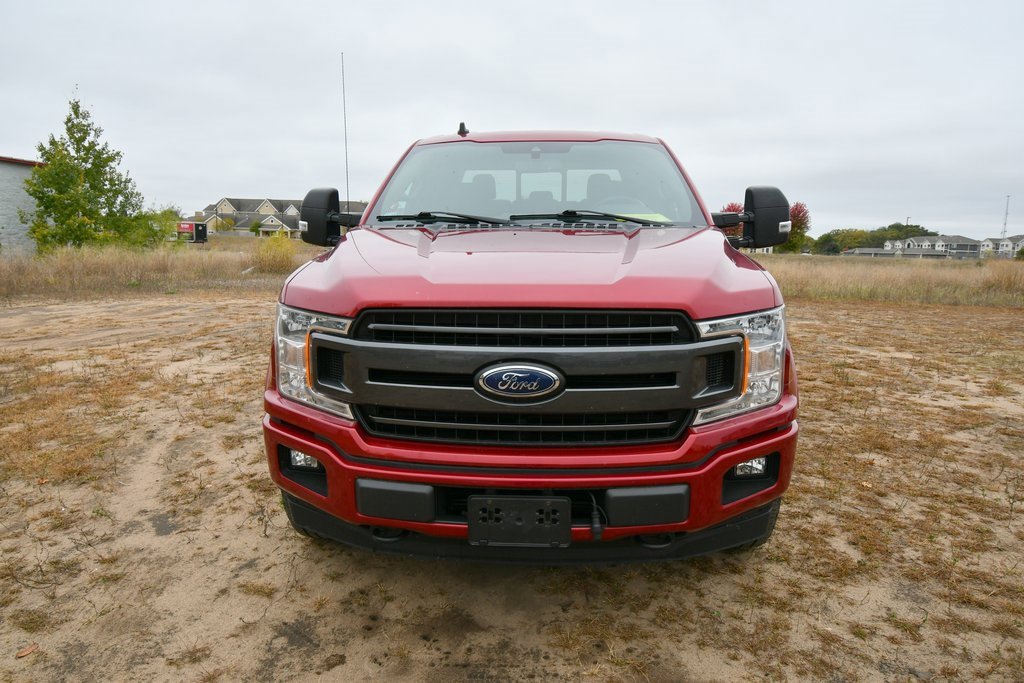 2019 Ford F-150 XLT photo 2