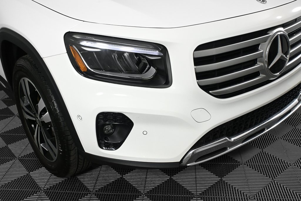 2025 Mercedes Benz GLB 250 photo 30