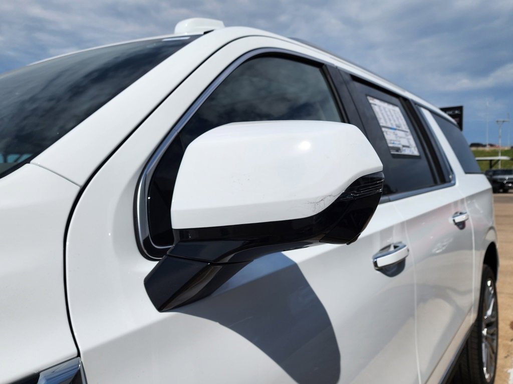 2026 Gmc Yukon XL Denali photo 10