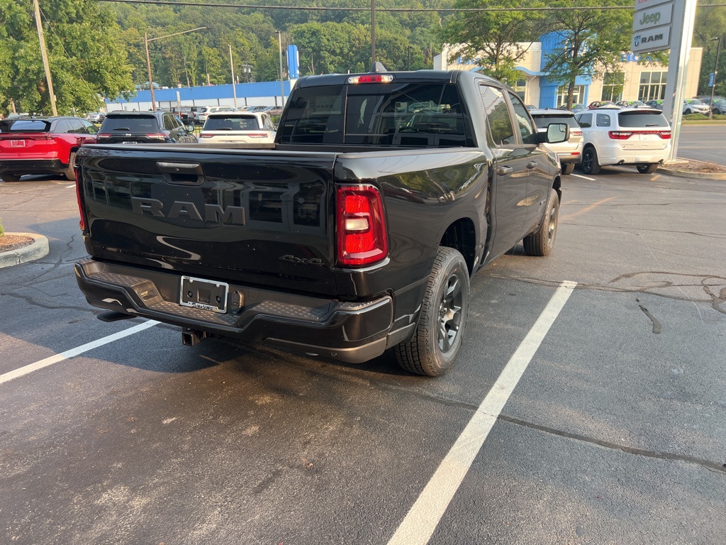 2025 Ram 1500 Tradesman photo 4