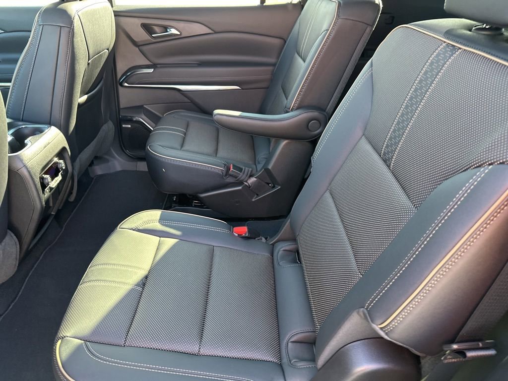 2026 Chevrolet Traverse High Country photo 21