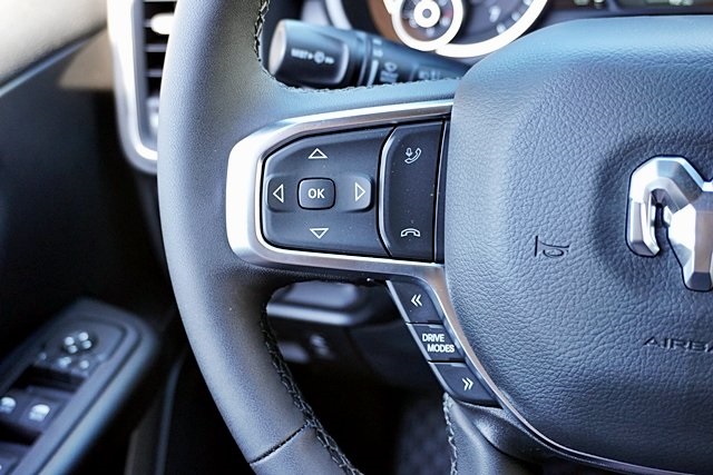 New 2026 Bright White Clear-Coat Exterior Paint RAM Big Horn/Lone Star image 41