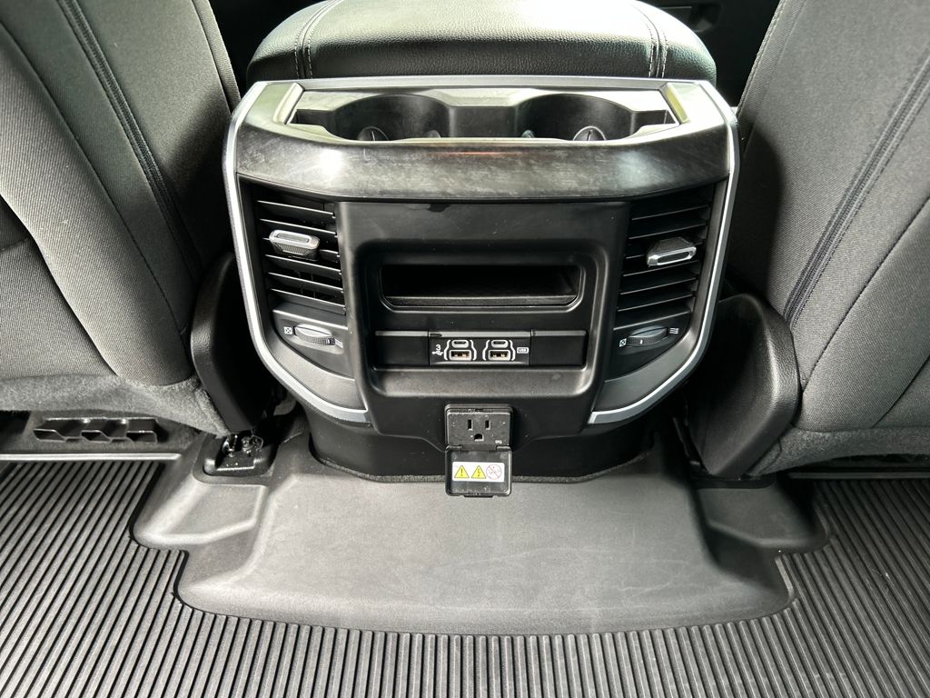 2020 Ram 1500 Big Horn Lone Star photo 32