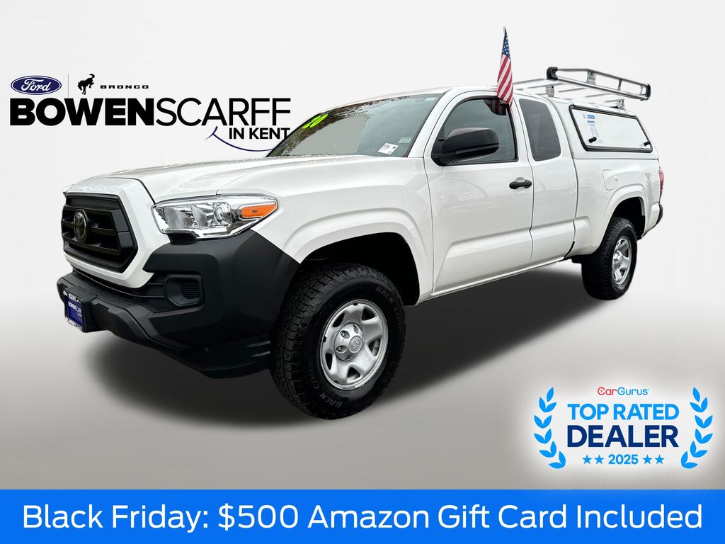 2020 Toyota Tacoma SR's photo