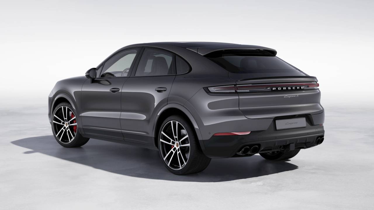 2026 Porsche Cayenne S Coupe photo 3