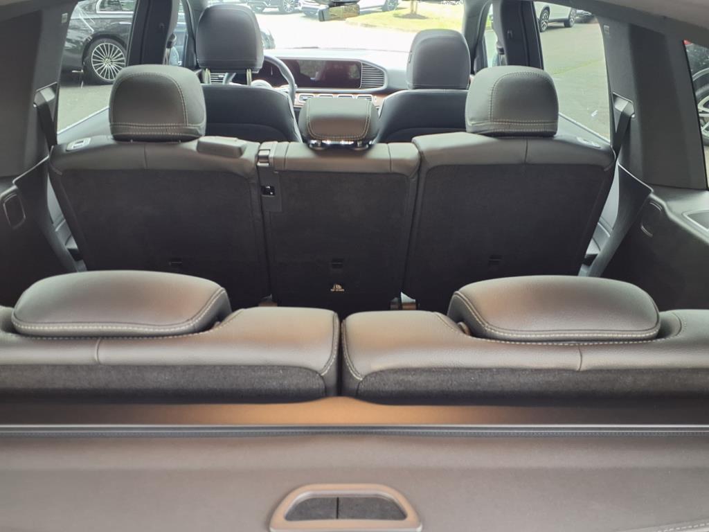 2025 Mercedes Benz GLS 450 4MATIC photo 24
