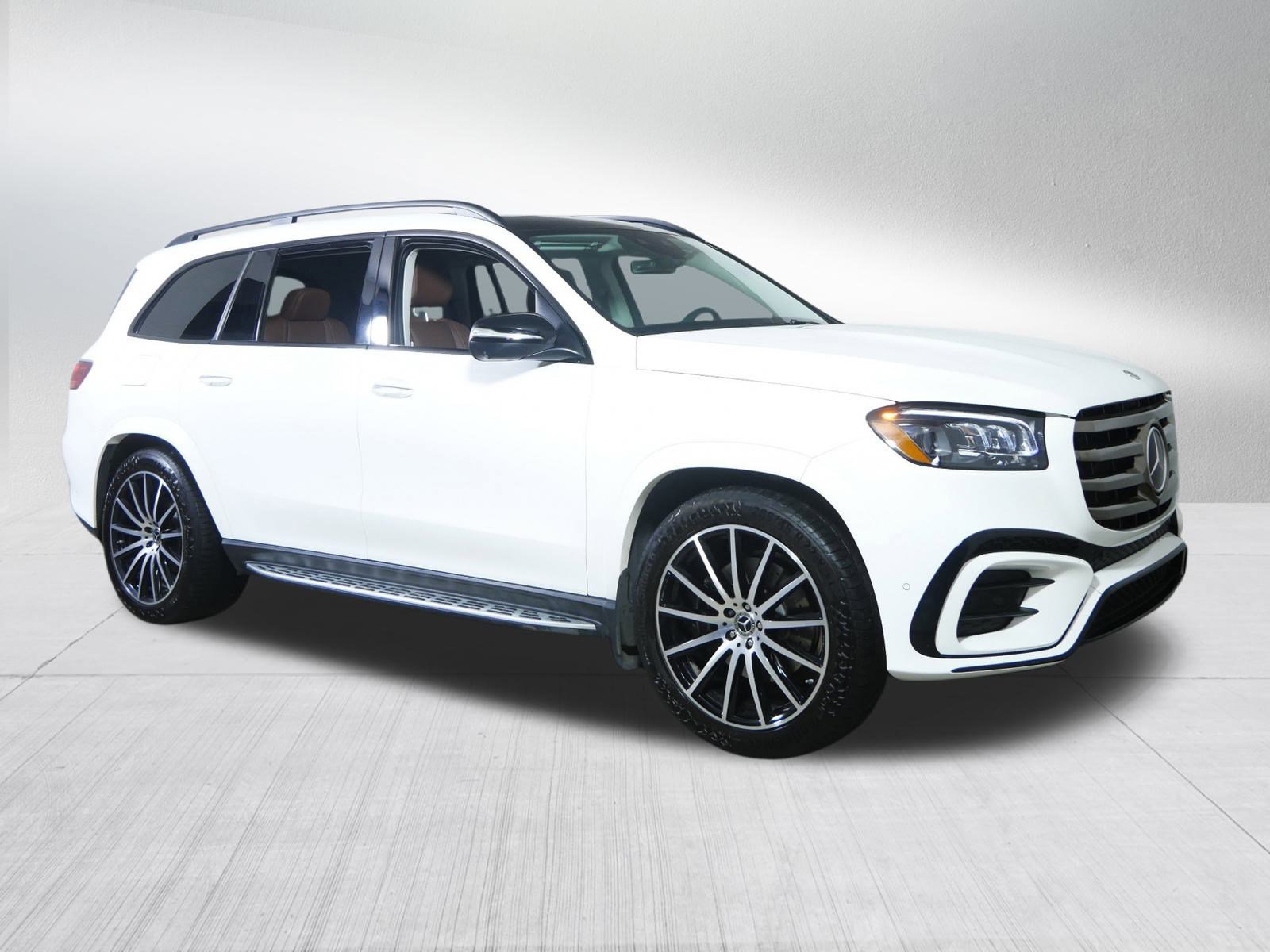 2024 Mercedes-Benz GLS Base's photo