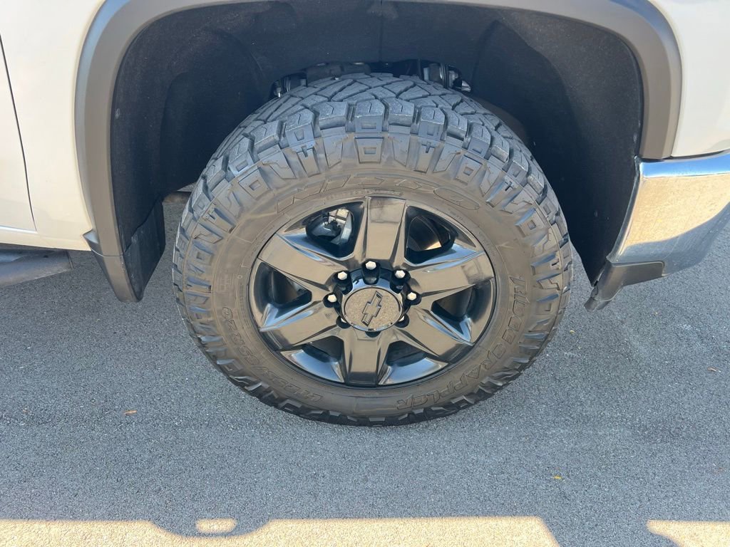 2022 Chevrolet Silverado 2500HD LTZ photo 10