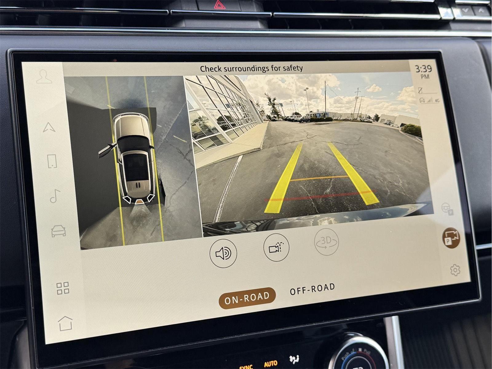 2023 Land Rover Range Rover SE photo 43