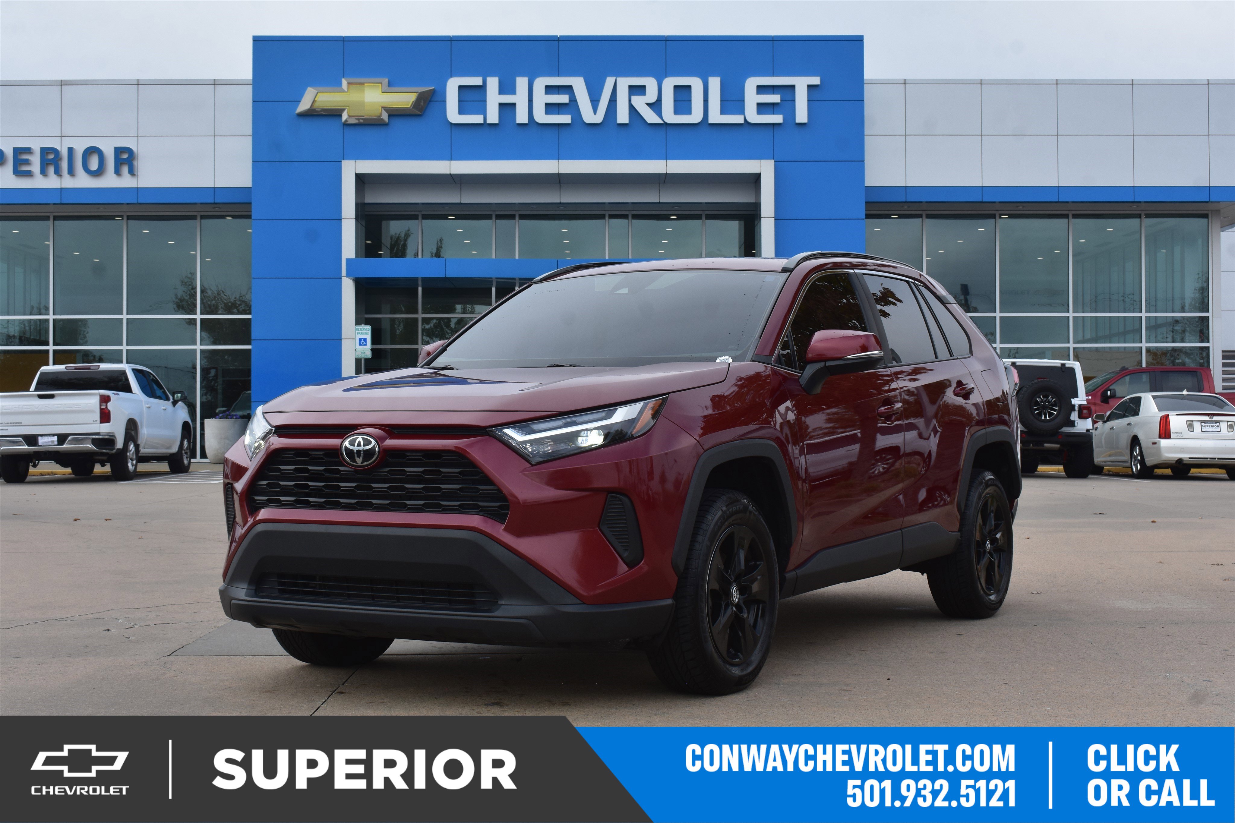 2022 Toyota RAV4 XLE's photo