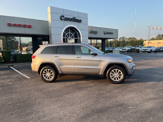 2021 Jeep Grand Cherokee Laredo E photo 2