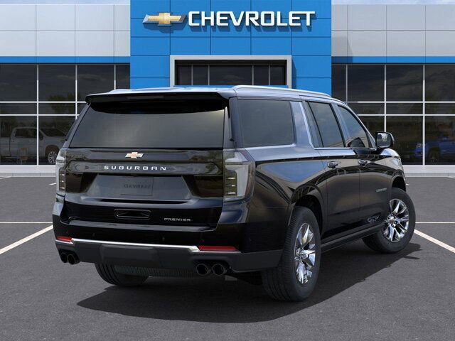 2025 Chevrolet Suburban Premier photo 4