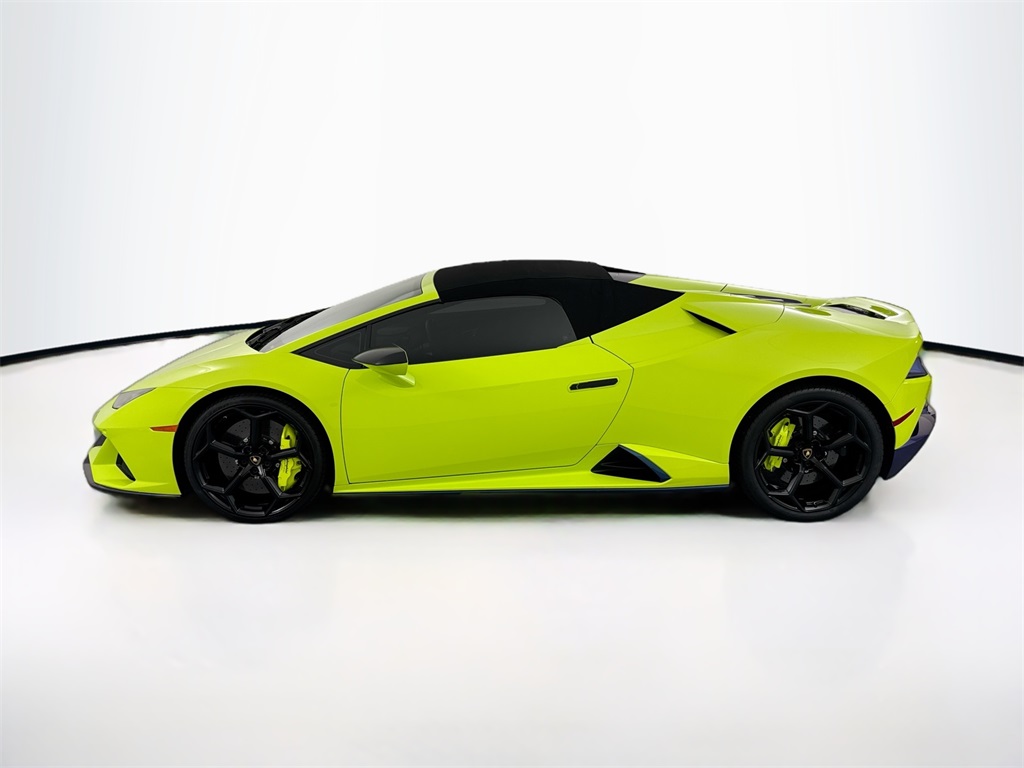 2020 Lamborghini Huracan Evo Spyder photo 39