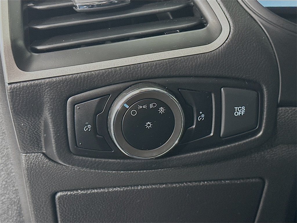 2023 Ford Edge SEL photo 14