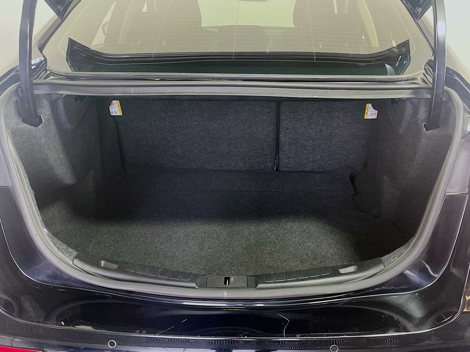 2019 Ford Fusion SE photo 18
