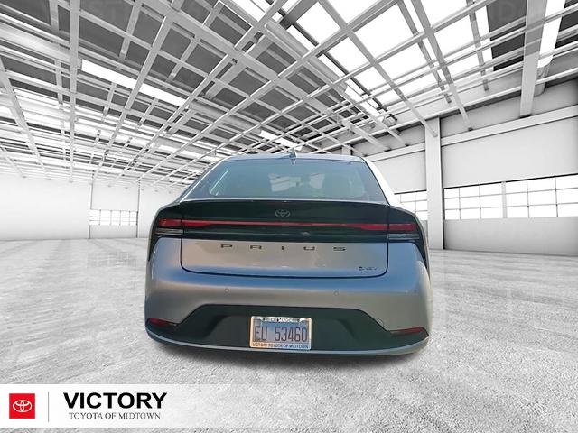 2024 Toyota Prius LE photo 4