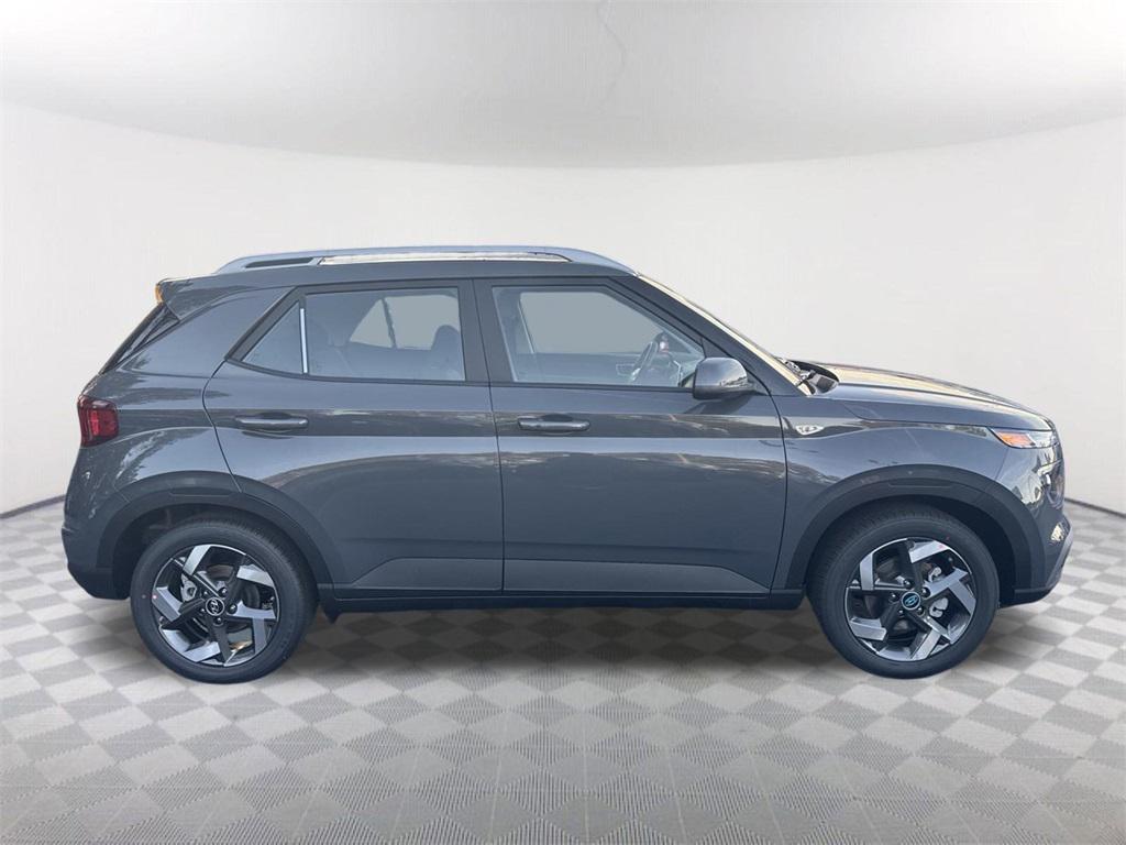 2026 Hyundai Venue SEL photo 3