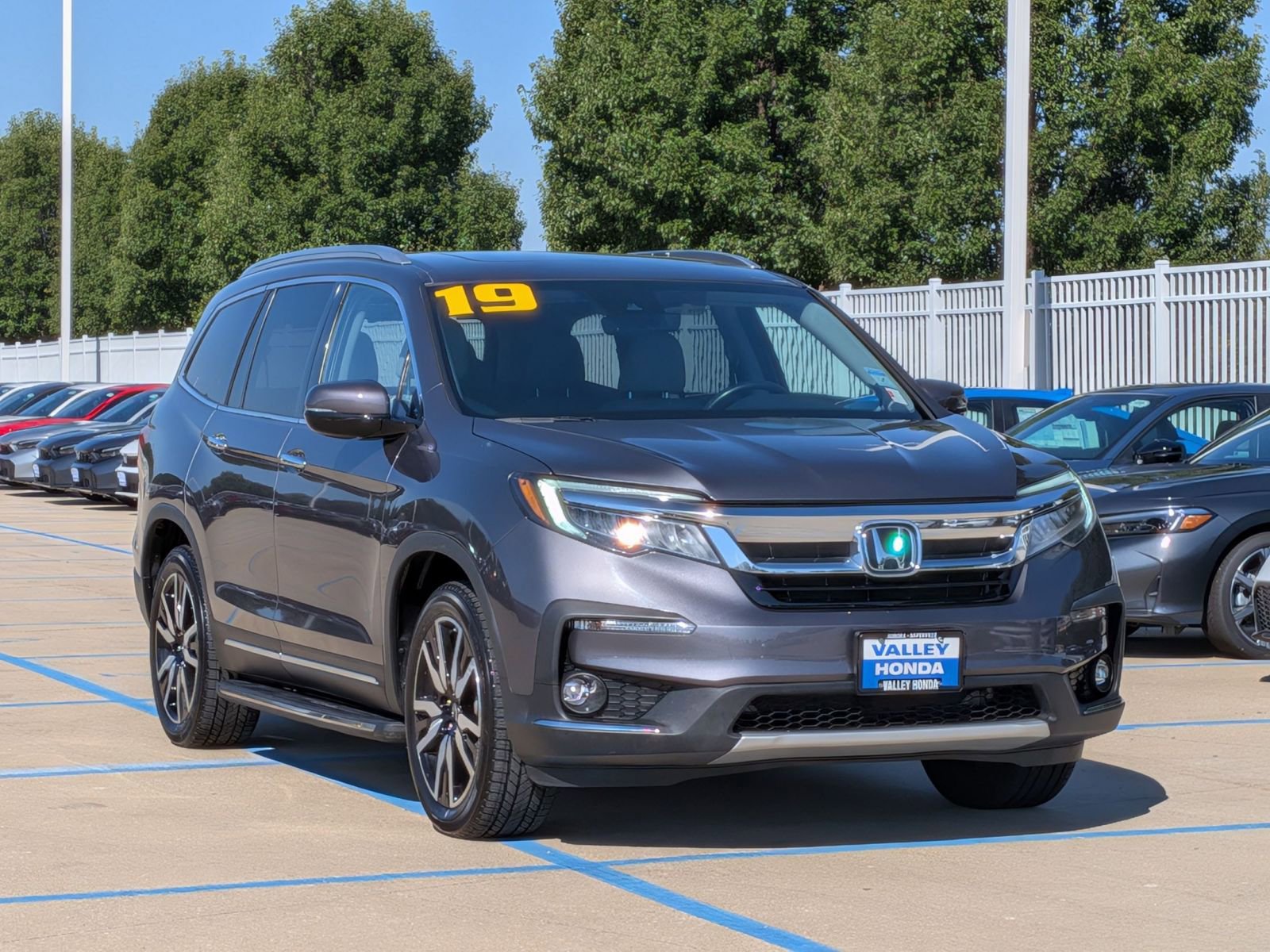 2019 Honda Pilot Touring photo 4