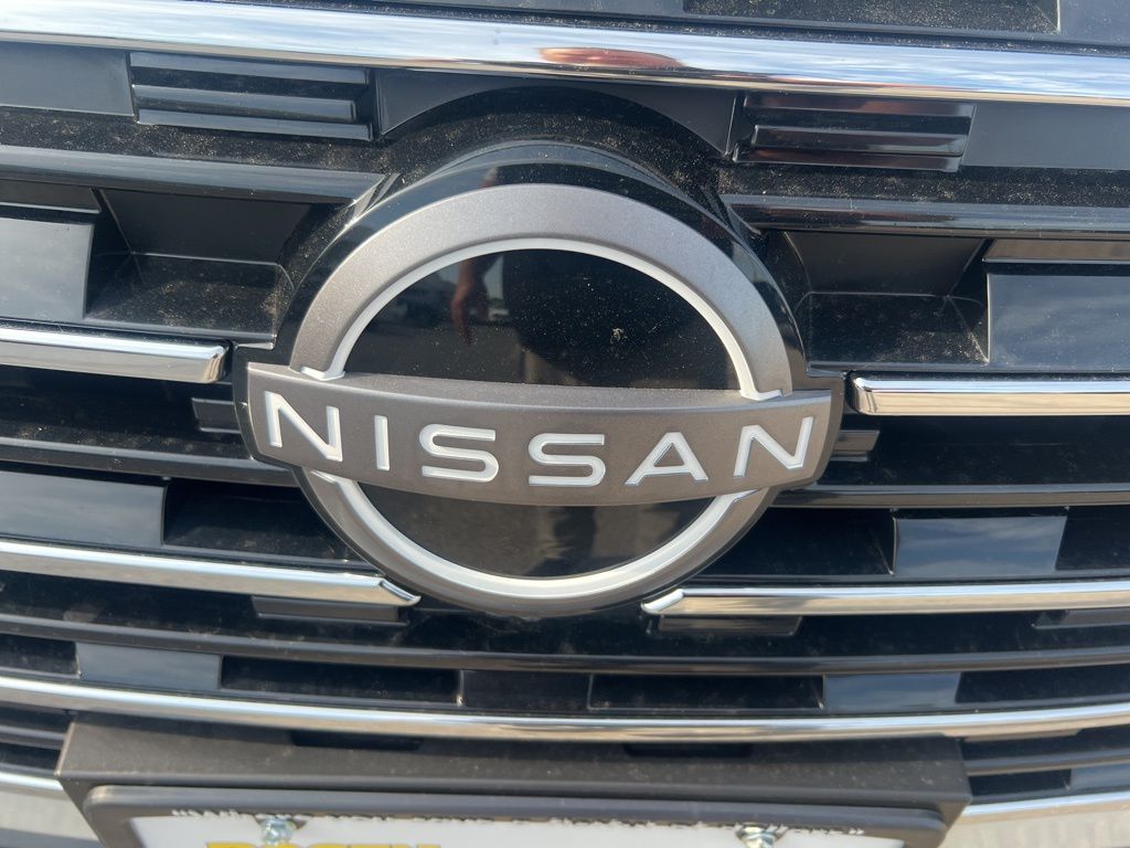 2024 Nissan Rogue Platinum photo 30
