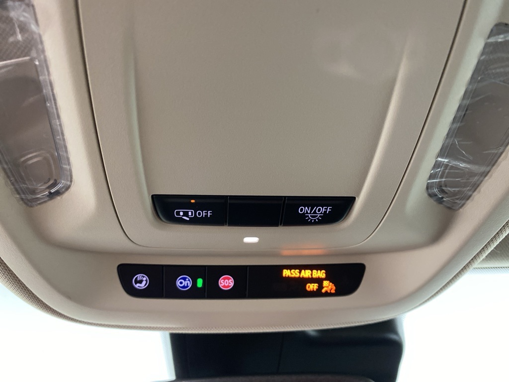 2023 Buick Envision Essence photo 35