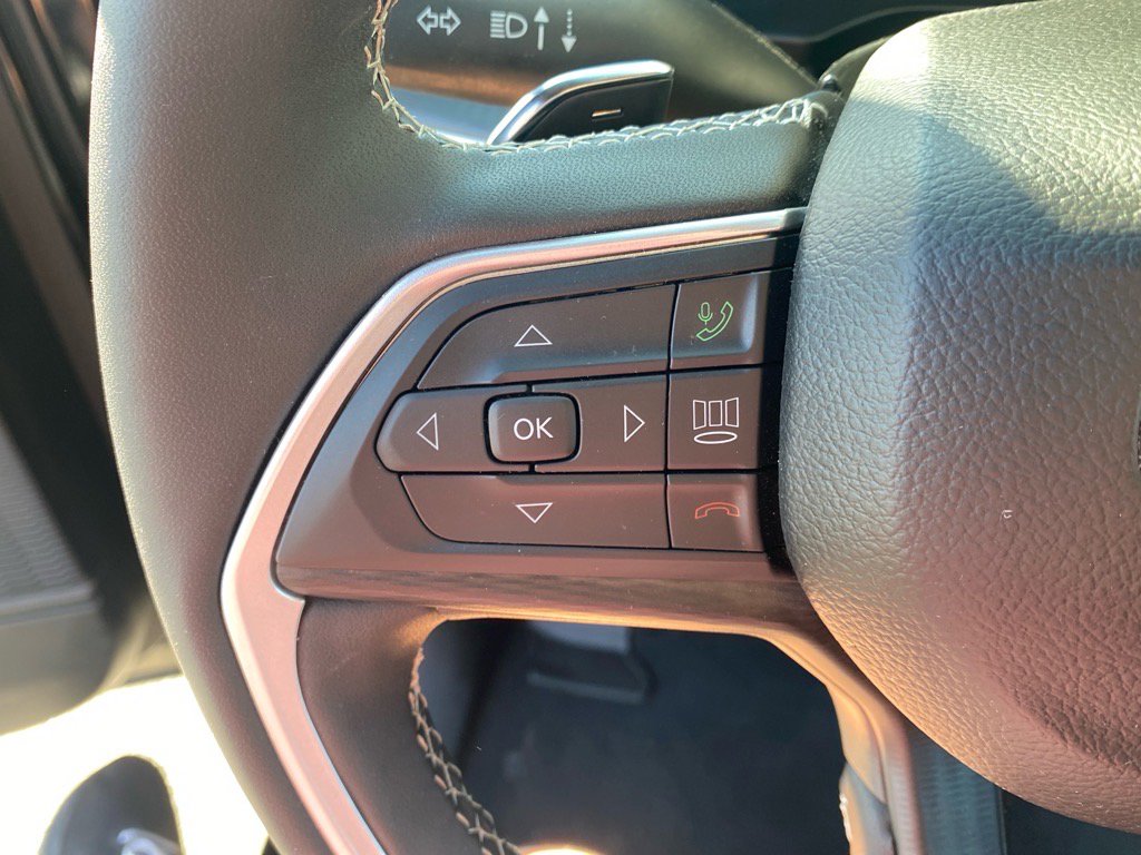 2023 Jeep Grand Cherokee Altitude photo 16