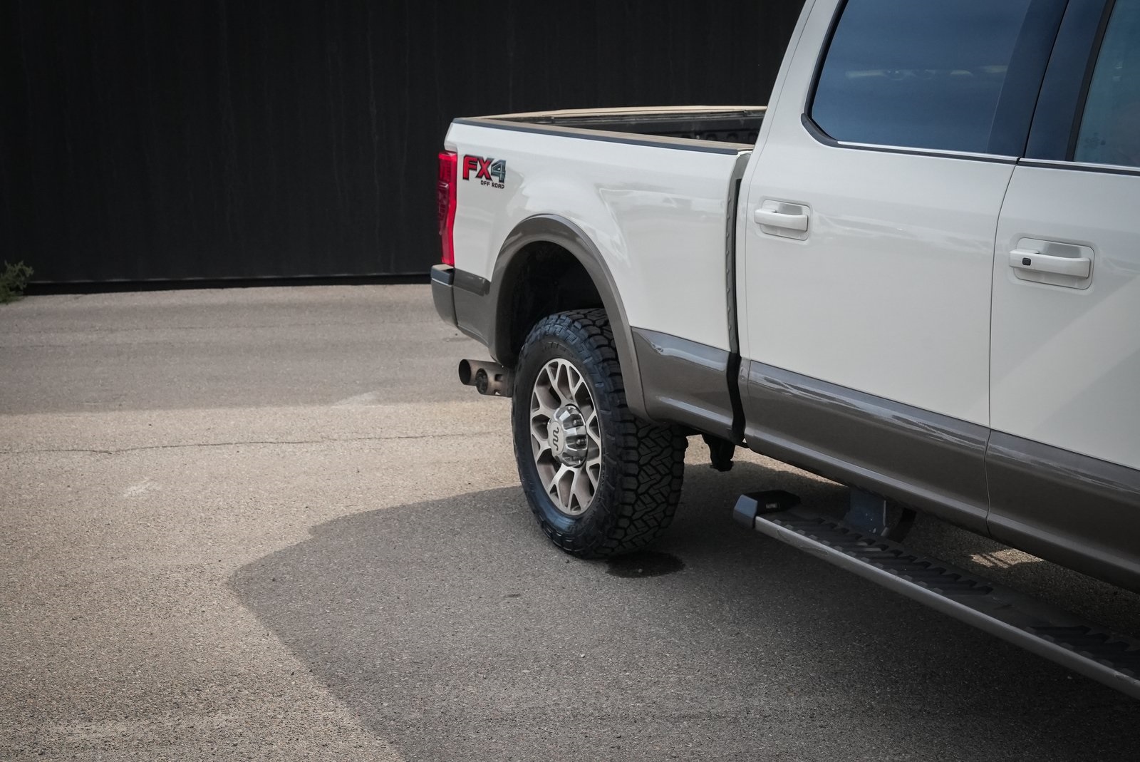 2022 Ford F-350 King Ranch photo 4