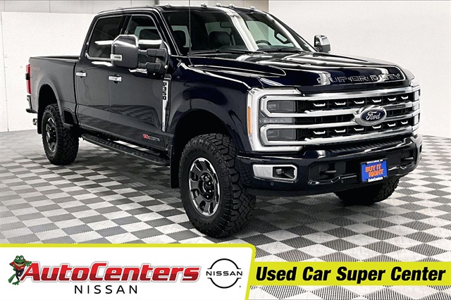 2023 Ford F-350 Super Duty Platinum's photo