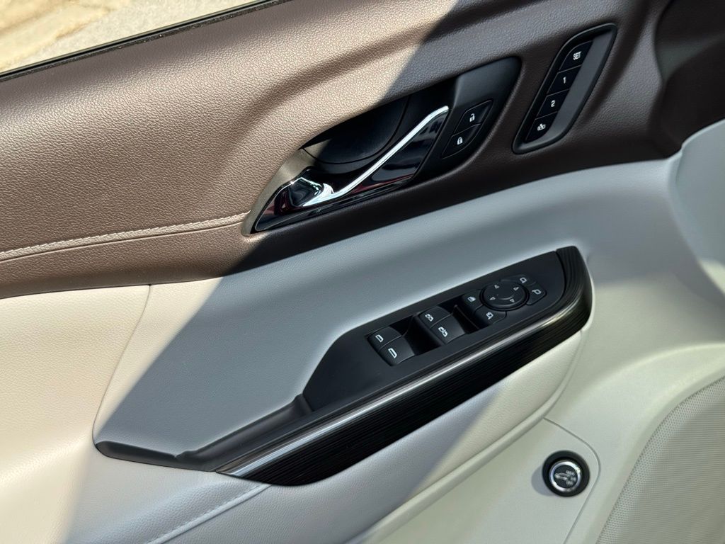 2023 Gmc Acadia SLT photo 22