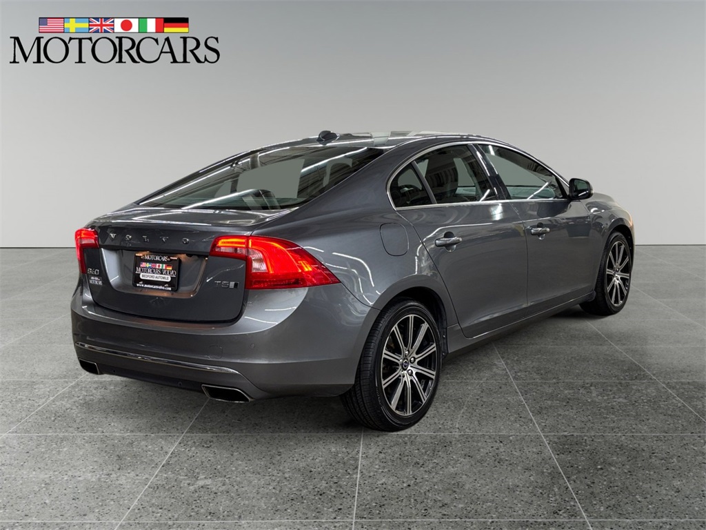 2017 Volvo S60 Inscription T5 photo 3