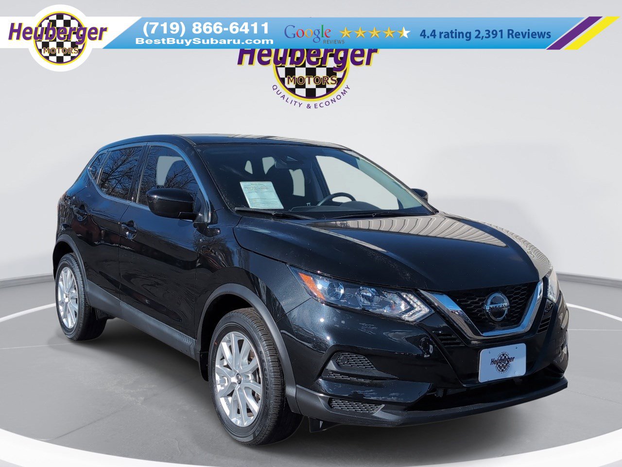 2022 Nissan Rogue Sport S's photo