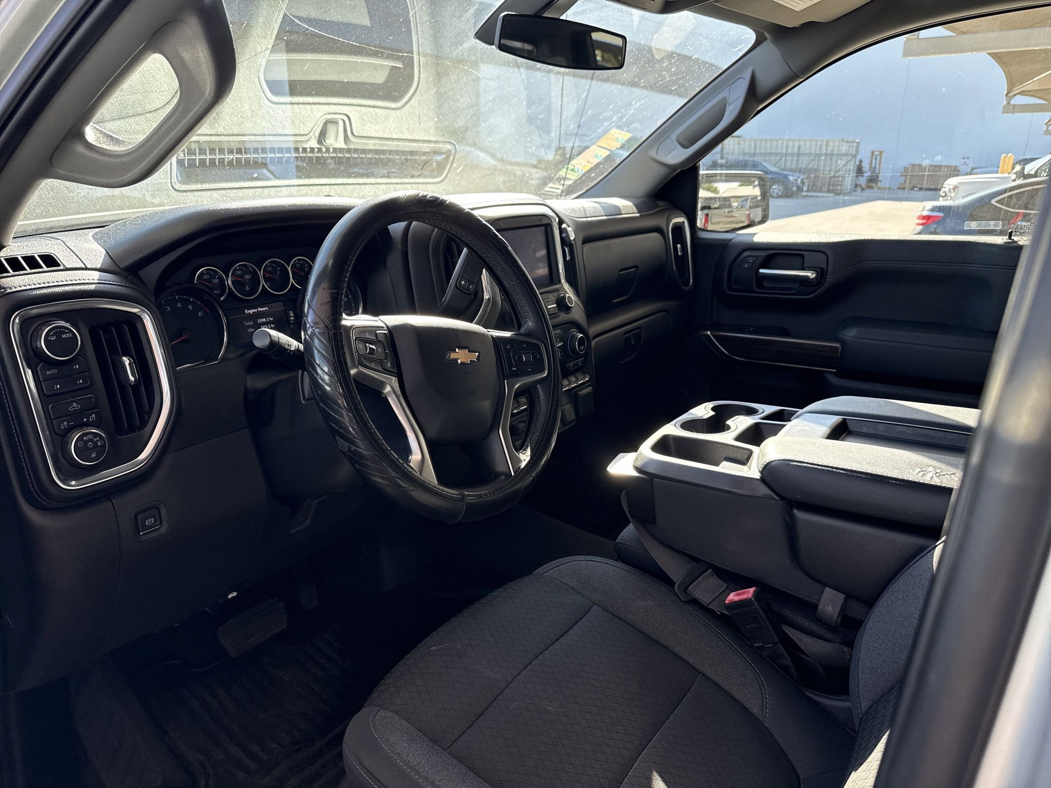 2020 Chevrolet Silverado 1500 LT photo 8