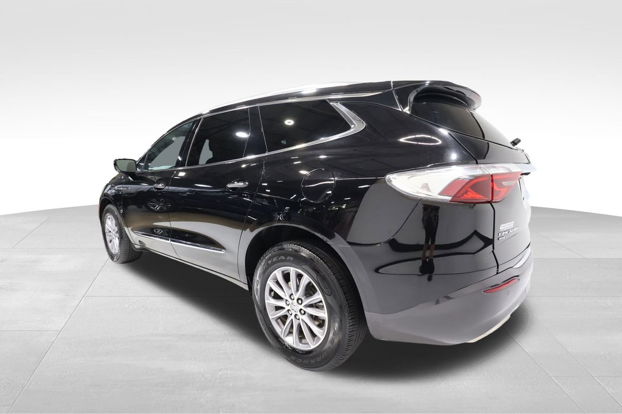 2024 Buick Enclave Premium photo 2
