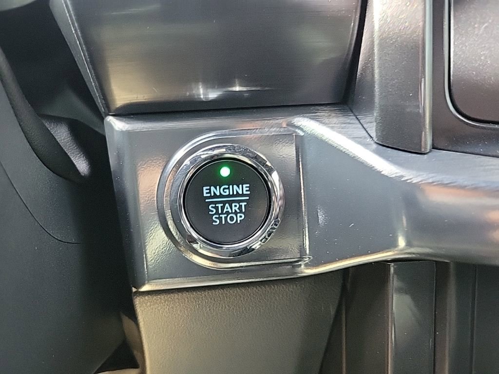 2023 Ford F-150 Lariat photo 17