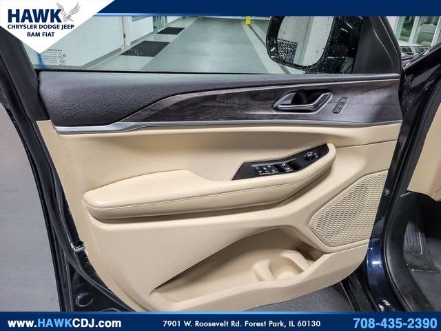 2024 JEEP GRAND CHEROKEE - Image 25