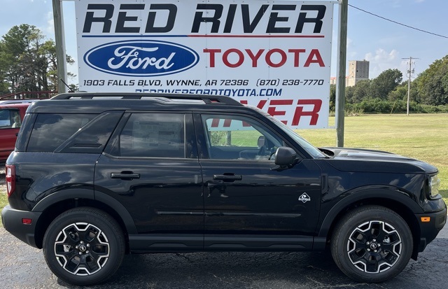 2025 Ford Bronco Sport Outer Banks's photo