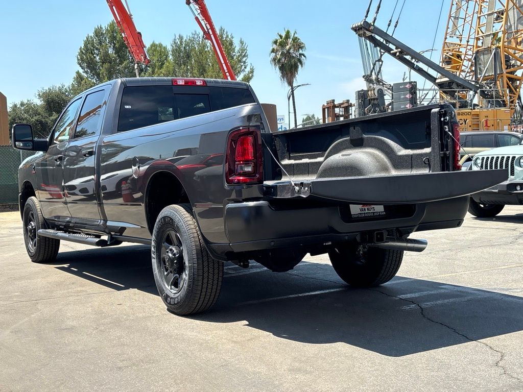2025 Ram 3500 Tradesman photo 8