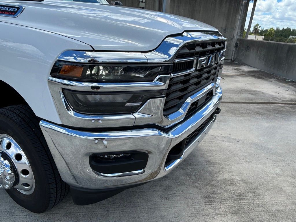 2026 Ram 3500 Tradesman photo 15
