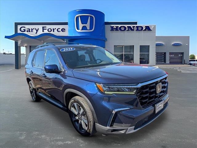 2025 Honda Pilot Elite's photo