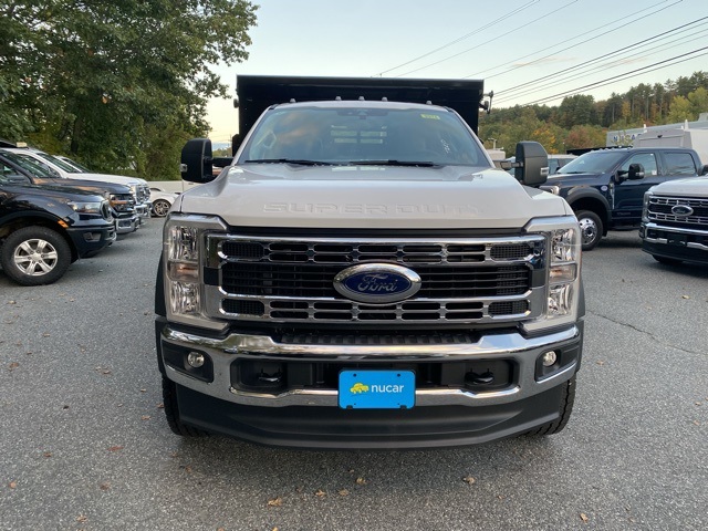 2025 Ford F-600 photo 2