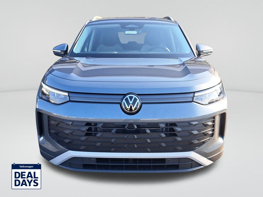 2025 Volkswagen Tiguan S photo 2