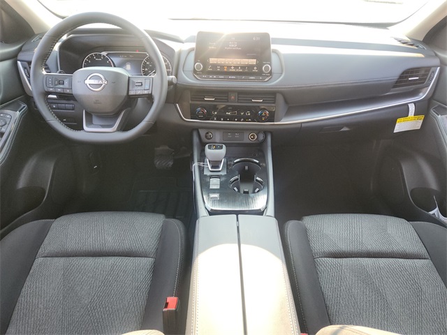 2026 Nissan Rogue SV photo 9