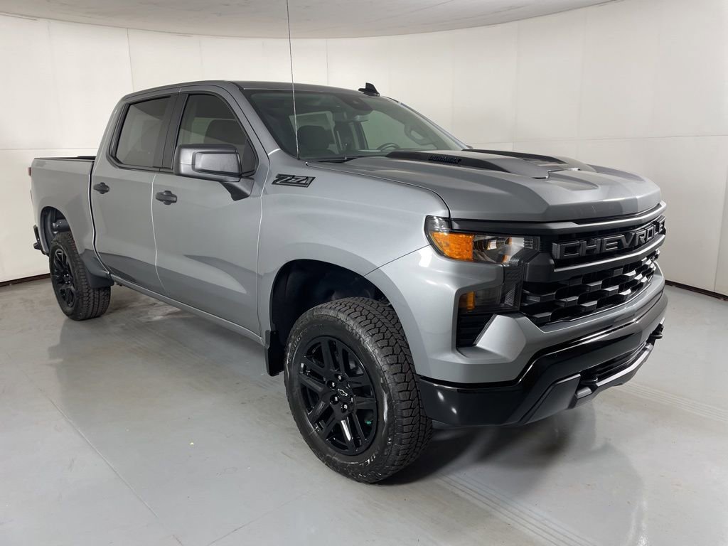 2026 Chevrolet Silverado 1500 Custom Trail Boss photo 2