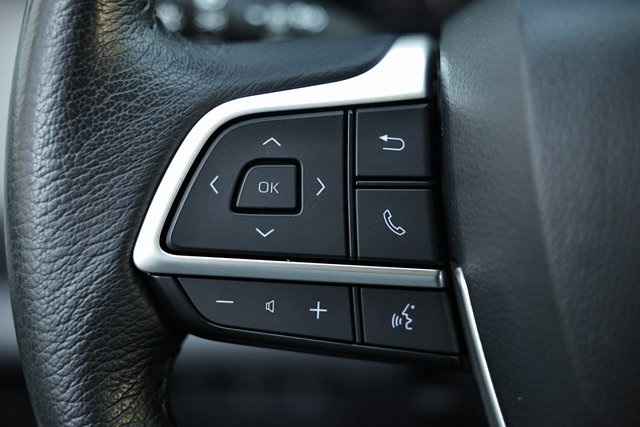 2024 Toyota Sienna XLE photo 31