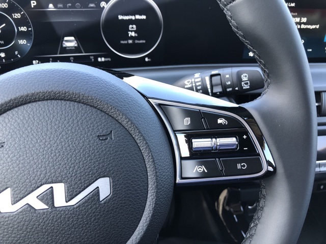 2026 Kia Seltos EX photo 14