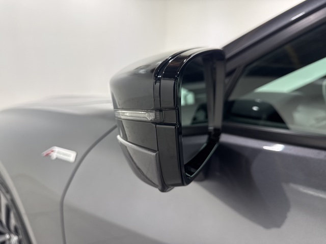 2022 Acura TLX A-Spec photo 9