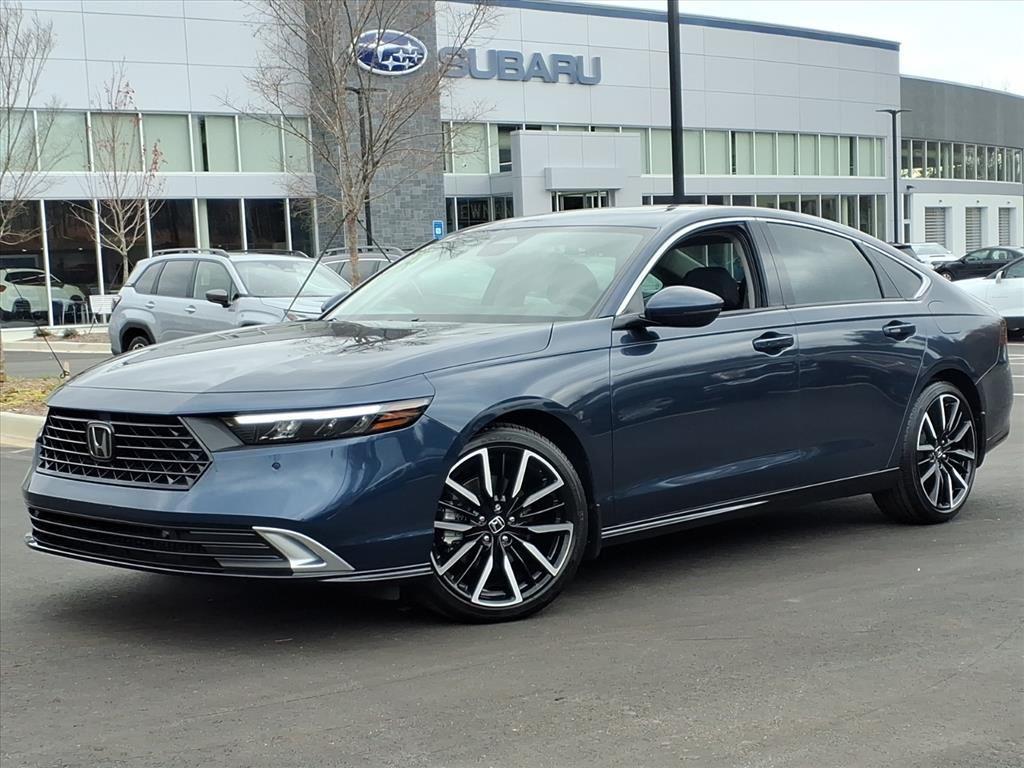 2025 Honda Accord Hybrid Touring's photo