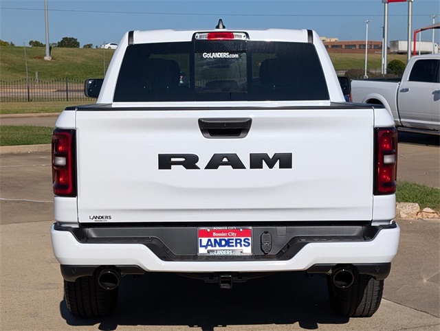 2026 Ram 1500 Express photo 3