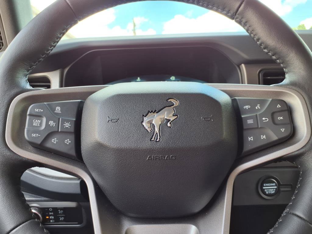 2025 Ford Bronco Badlands photo 22