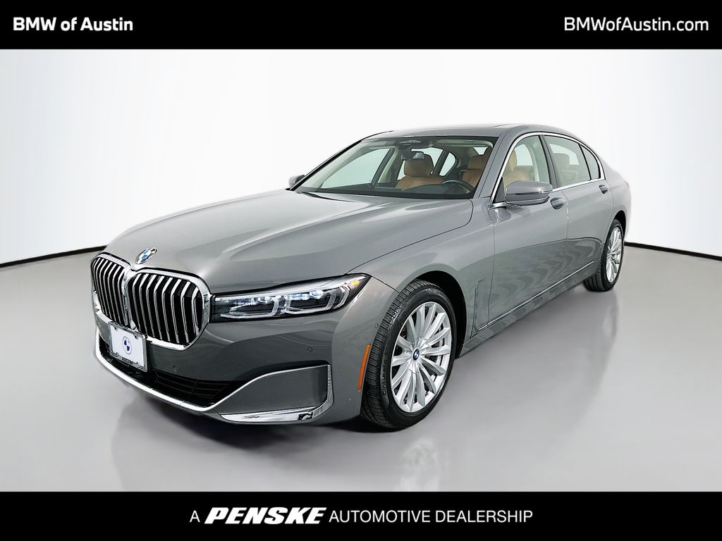2022 BMW 7 Series 740i's photo